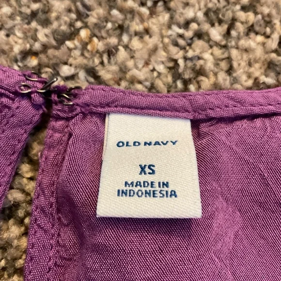 Old Navy Lightweight Purple Cami Tank Top Sz XS - Picture 6 of 9